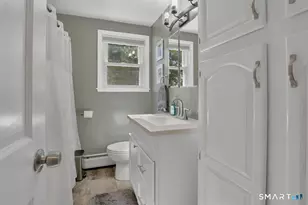 1 Lois Ln, Enfield, CT 06082 - Photo 20