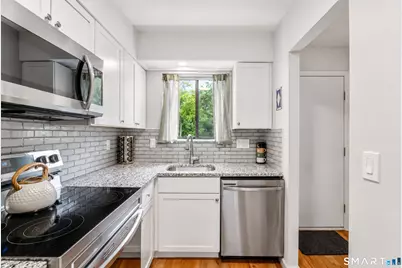 50 Essex Court, Meriden, CT 06450 - Photo 16