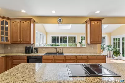 2 Pond View Drive, Newtown, CT 06470 - Photo 10
