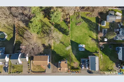27 Botsford Street, Meriden, CT 06451 - Photo 4