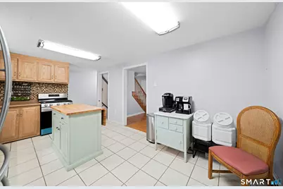 22 Cleveland Street, Enfield, CT 06082 - Photo 10