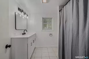 115 Pequot Ave, New London, CT 06320 - Photo 20