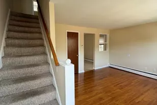 7 Eclipse Ave, Norwalk, CT 06851 - Photo 2