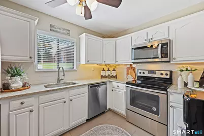 15 Darling Street #A, Southington, CT 06489 - Photo 16