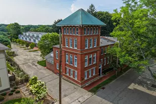 18 Fair St, Guilford, CT 06437 - Photo 1