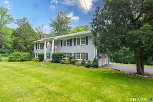 113 Dogwood Ln, Stamford, CT 06903 - Photo 2