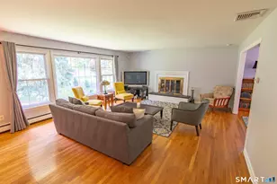 113 Dogwood Ln, Stamford, CT 06903 - Photo 10