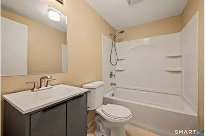 1581 Meriden Waterbury Turnpike #8, Southington, CT 06489 - Photo 16
