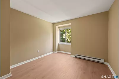 1581 Meriden Waterbury Turnpike #8, Southington, CT 06489 - Photo 18