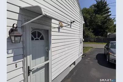 184 Bingham Street, New Britain, CT 06051 - Photo 10