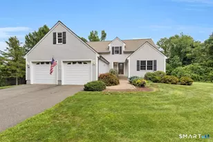34 Collier Rd, Wethersfield, CT 06109 - Photo 1