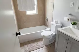 7 Bostwick Pl, New Milford, CT 06776 - Photo 2