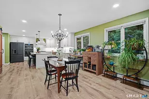 8 Thomas Dr, Tolland, CT 06084 - Photo 2