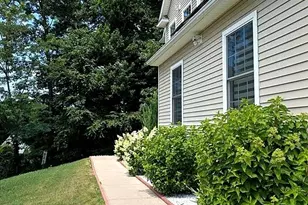 79 High Ledge Cir, Manchester, CT 06040 - Photo 6
