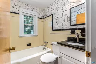 87 Spring St, Windsor Locks, CT 06096 - Photo 14