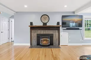 1 Webster Heights, Cromwell, CT 06416 - Photo 6