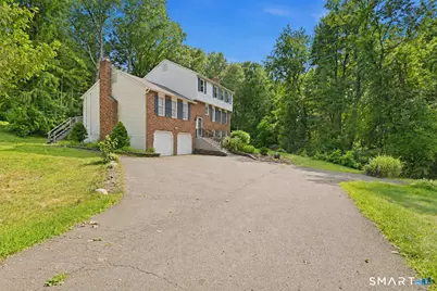 15 Deer Run Lane, North Haven, CT 06473 - Photo 2