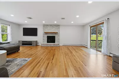 15 Deer Run Lane, North Haven, CT 06473 - Photo 14