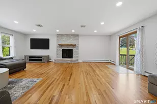 15 Deer Run Ln, North Haven, CT 06473 - Photo 14