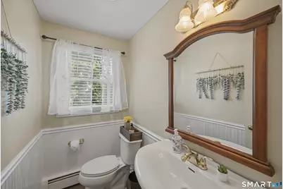 15 Deer Run Lane, North Haven, CT 06473 - Photo 14
