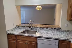 73 Park Ave, Danbury, CT 06810 - Photo 12