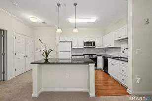 35 W Broad St, Stamford, CT 06902 - Photo 4