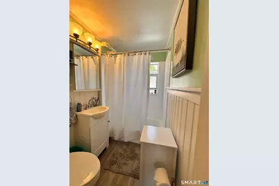 317 Court D, B-46 Court #317, Bridgeport, CT 06610 - Photo 18