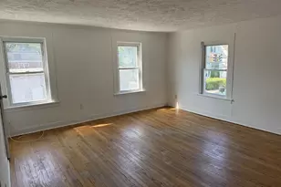 97 Bissell St, Manchester, CT 06040 - Photo 2