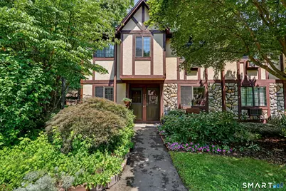 221 Foxwood Lane #221, Milford, CT 06460 - Photo 1