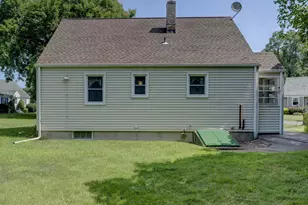 61 Berkley Ave, Southington, CT 06489 - Photo 4