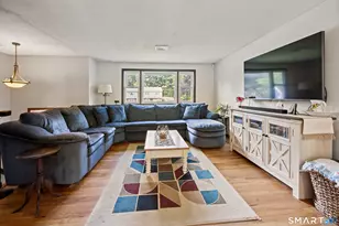 32 Hickory Rd, Colchester, CT 06415 - Photo 4