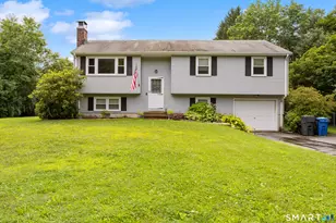 32 Hickory Rd, Colchester, CT 06415 - Photo 1