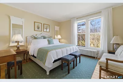 597 Pequot Avenue, New London, CT 06320 - Photo 16