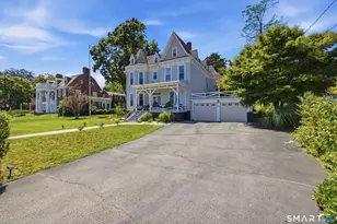 597 Pequot Ave, New London, CT 06320 - Photo 34