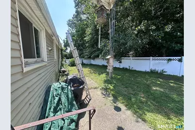 366 Burr Street, New Haven, CT 06512 - Photo 12