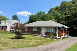 25 Radding St, Manchester, CT 06042 - Photo 1