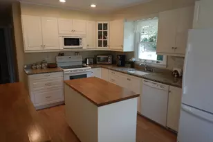 26 Beach Park Rd, Clinton, CT 06413 - Photo 12