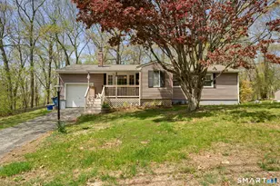 17 Ledgewood Dr, Ledyard, CT 06335 - Photo 1