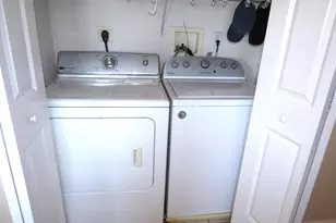 40 Charles St, New Britain, CT 06051 - Photo 12