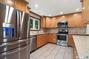 19 Crestwood Rd, Monroe, CT 06468 - Photo 12