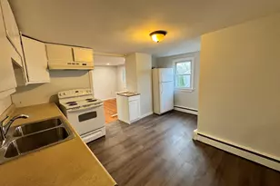 5 Amundsen St, Norwalk, CT 06855 - Photo 4