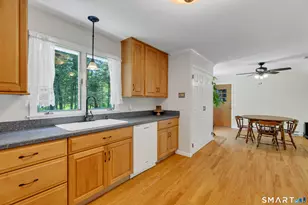 25 Obtuse Hill Rd, Brookfield, CT 06804 - Photo 8