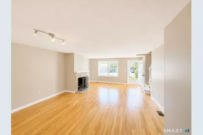 8 Barrington Drive #C, Wethersfield, CT 06109 - Photo 10