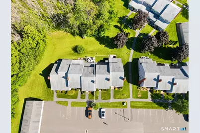 8 Barrington Drive #C, Wethersfield, CT 06109 - Photo 2