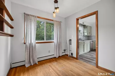 22 Sixth Avenue, Waterford, CT 06385 - Photo 6