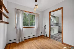 22 6th Ave, Waterford, CT 06385 - Photo 6