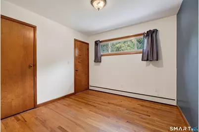 22 Sixth Avenue, Waterford, CT 06385 - Photo 16