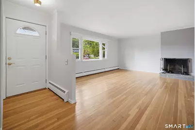 19 Sycamore Road, Bloomfield, CT 06002 - Photo 4