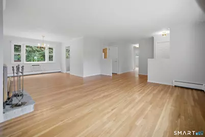 19 Sycamore Road, Bloomfield, CT 06002 - Photo 8