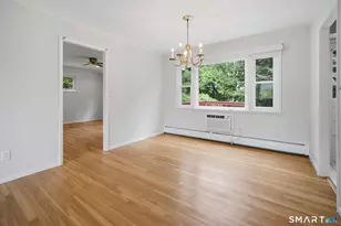 19 Sycamore Rd, Bloomfield, CT 06002 - Photo 12